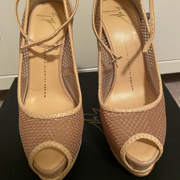 Giuseppe Zanotti Sharon 105 pumps - Picture 3 of 5